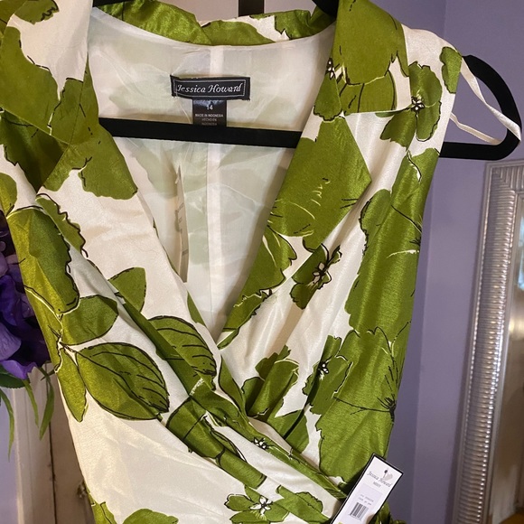 Green and white Floral and flare dress - Picture 1 of 4